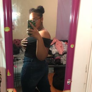 Meet your Posher, Kynara